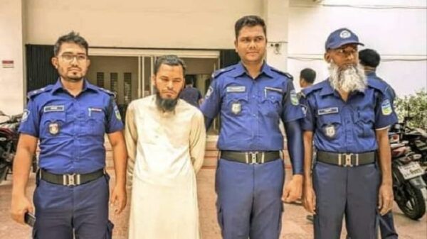 জামালপুরে শিশু শিক্ষার্থীকে ধর্ষণকারী শিক্ষক গ্রেফতার