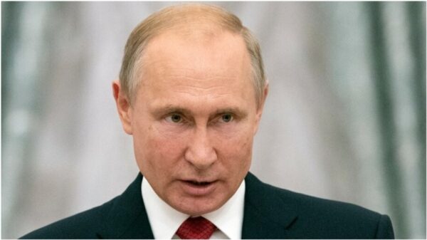 পুতিনকে হত্যার জন্যই কি ক্রেমলিনে ড্রোন হামলা, নাকি রুশ প্রচারণা?