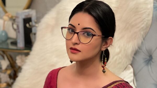 ২৪ ঘণ্টার মধ্যে ডিভোর্স চাইলেন পরীমণি