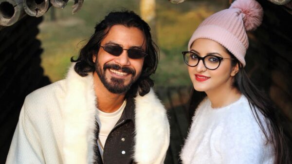 লাইভে রাজের সব কথার উত্তর দেবেন পরীমণি!