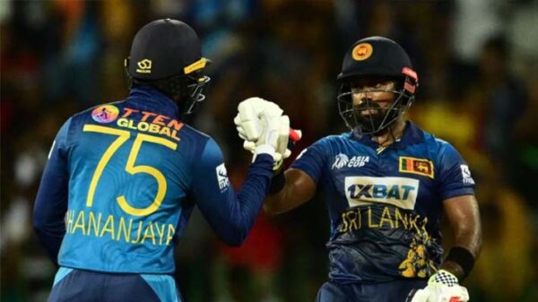 শ্বাসরুদ্ধকর ম্যাচে পাকিস্তানকে হারিয়ে ফাইনালে শ্রীলঙ্কা