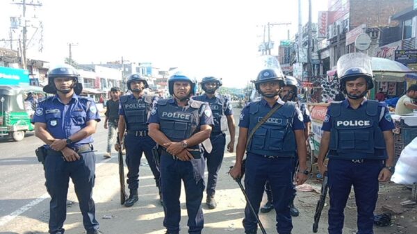 ঢিলেঢালা