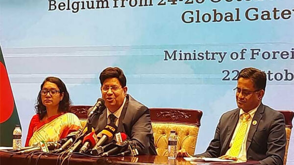 নির্বাচন