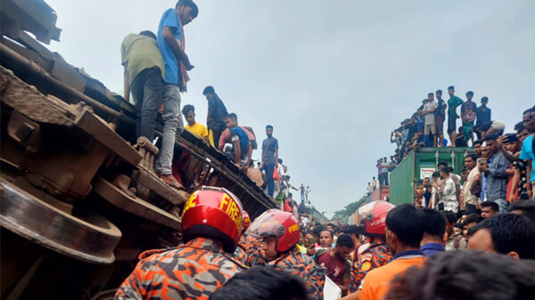 মুখোমুখি