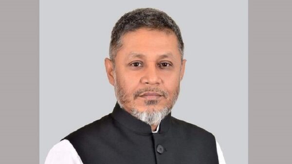 এমপি বাচ্চুর বিরুদ্ধে ইসির মামলা