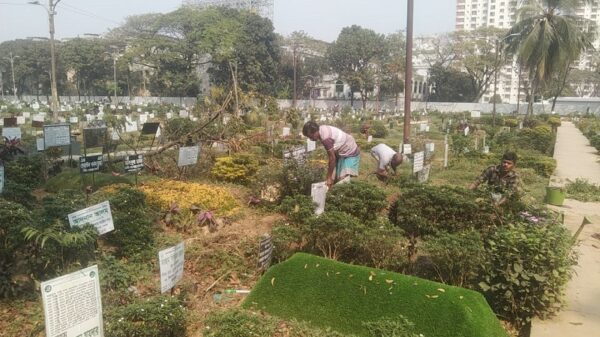 মরদেহ এলেই হাজির বকশিশ পার্টি