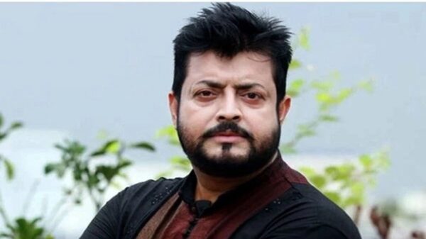 সিনেমায় পুরোদমে রাজনীতি ঢুকে গেছে