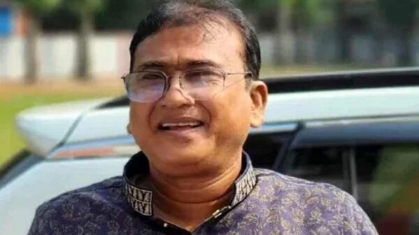 যা ঘিরে রহস্য আরো জমাট বাঁধছে