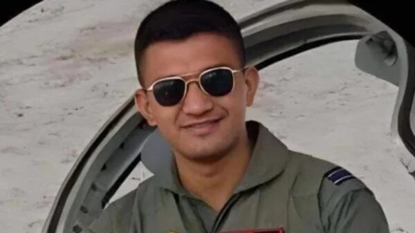 নিজের প্রাণ দিয়ে শত জীবন বাঁচিয়ে গেলেন আসিম জাওয়াদ