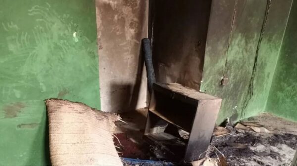 নাইজেরিয়ায় নামাজের সময় মসজিদে ধরিয়ে দেওয়া হলো আগুন, নিহত ১১