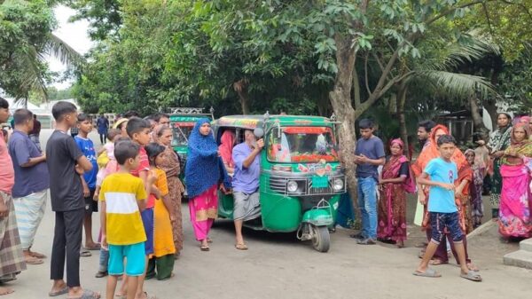 তিতাসে ছেলের চেয়ারের আঘাতে মা'র মৃত্যু,দাবি পরিবারের: জানাজায় অংশ নেয়নি প্রাষন্ড ছেলে