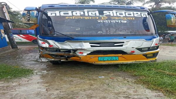 সিরাজদীখানে বাস ও সিএনজির মুখোমুখি সংঘর্ষে, নিহত ২ আহত ৩