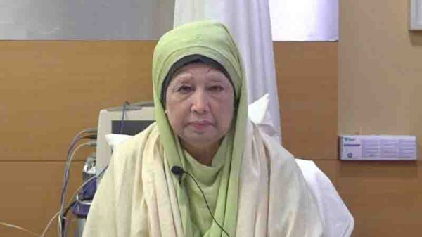 মধ্যরাতে হাসপাতালে খালেদা জিয়া