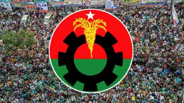 দুপুরে নয়াপল্টনে বিএনপির সমাবেশ