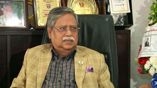 রাষ্ট্রপতি পদত্যাগ যদি না করেন, অপসারণ কতটা সম্ভব