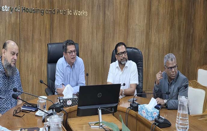 সরকারি আবাসন বরাদ্দে শতভাগ অনলাইন কার্যক্রমের প্রথম বরাদ্দের উদ্বোধন 