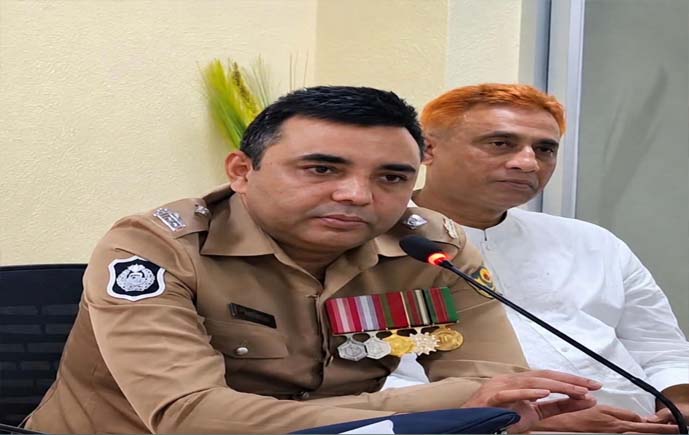  থানায় সেবা নিতে টাকার প্রয়োজন নেই: কঠোর বার্তা উখিয়া থানার ওসি আতিকুর রহমানের