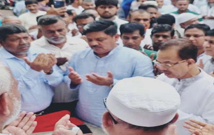  গাজীপুর সিটির ইছালী–পূবাইল কলেজগেট সড়কের কাজ উদ্বোধন;লাখো মানুষের দুর্ভোগের অবসানের আশা