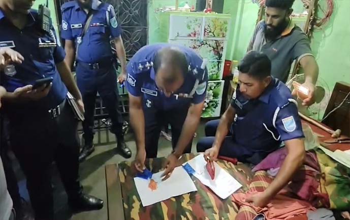 দিনদুপুরে বাজার, রাতে বড়ির হাট: রূপগঞ্জে হাত বাড়ালে সর্বত্রই মাদক