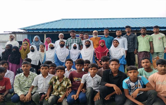 এমপিওভুক্তির অপেক্ষায় উমারপুর বাউসা আমিরুল ইসলাম খান আলিম নিম্ন মাধ্যমিক বিদ্যালয়