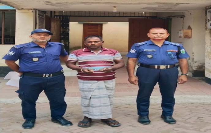 রায়গঞ্জে ছিনতাইয়ের নাটক সাজিয়ে হত্যা: দুই বছর পর বেরিয়ে এলো ভাইয়ের পরিকল্পনা