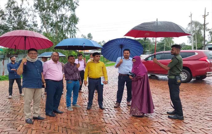 মাতামুহুরী উপজেলা কমপ্লেক্স নির্মাণের ভূমি পরিদর্শনে প্রকল্প পরিচালক