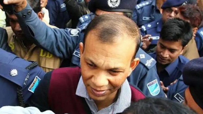 তদন্ত চেয়ে আবেদন আইনজীবীর:  রাতে ‘বাতি নিভিয়ে’ সাবেক সেনা কর্মকর্তা তারেক সাঈদকে পেটালেন কারারক্ষীরা