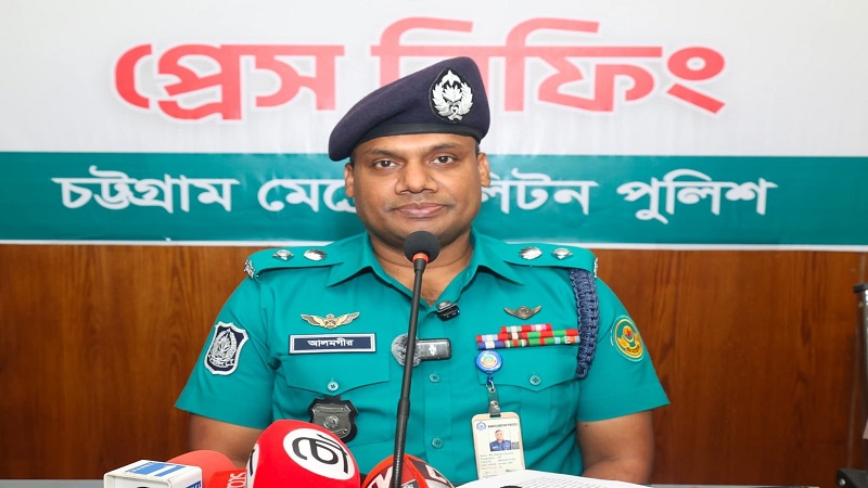  আকবরশাহ থানার অভিযানে চুরির রহস্য উদ্ঘাটন:  ২ গ্রেপ্তার 