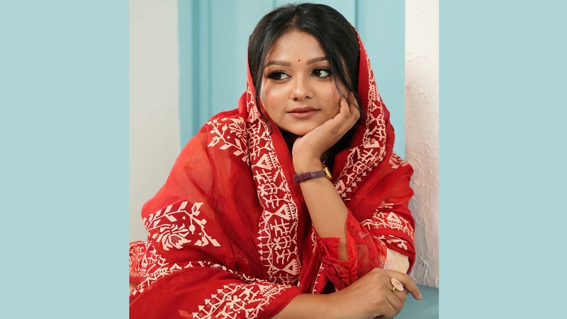 নতুন লুকে পরী চরিত্রে মুগ্ধ করবেন শায়লা সাথী