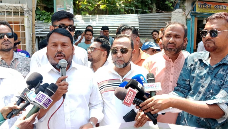 সাগর-রুনি হত্যার বিচার ও সাংবাদিক নির্যাতন বন্ধের দাবিতে উত্তাল রাজশাহী
