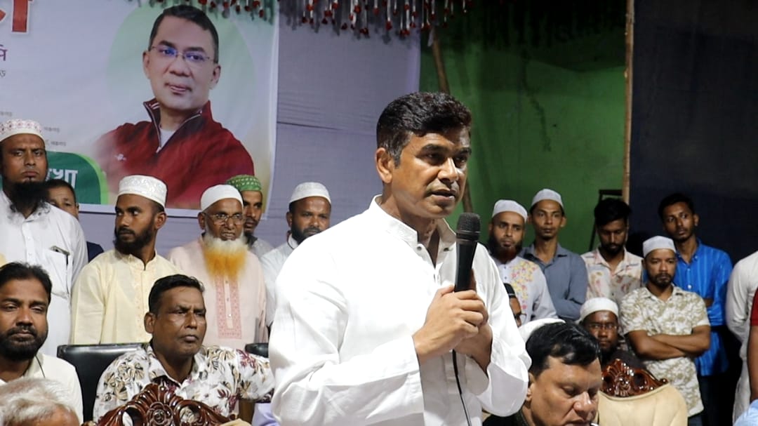 মসজিদকে দলীয় কার্যালয় বানানোর চেষ্টা করা হয়েছিল: প্রতিমন্ত্রী ফরহাদ হোসেন আজাদ