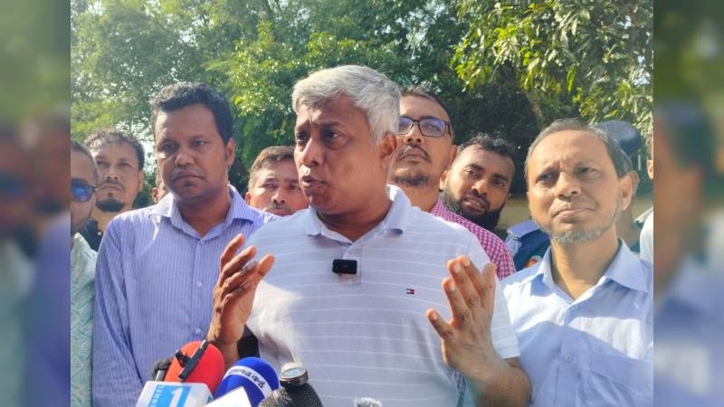 কক্সবাজারের চকরিয়া পরিদর্শনে বিদ্যুৎ প্রতিমন্ত্রী: পাহাড়কাটা বন্ধে কঠোর ব্যবস্থা, ক্ষতিগ্রস্তদের পুনর্বাসনের আশ্বাস
