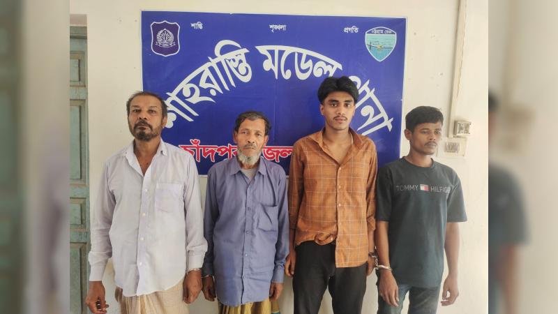 শাহরাস্তিতে ১৪ পিস ইয়াবাসহ ১ মাদক কারবারি গ্রেপ্তার, ২ পরোয়ানাভুক্ত আসামি আটক