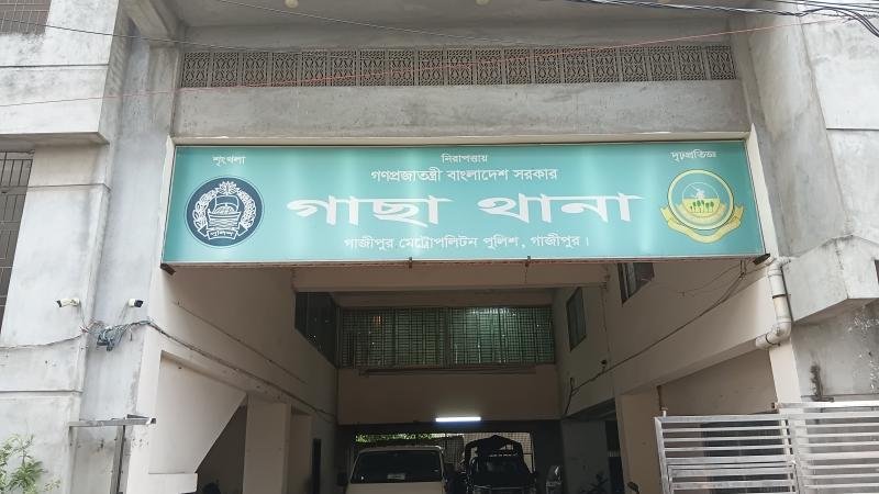 নাবালিকাকে নিয়ে পালানোর অভিযোগে আটক যুবককে ছেড়ে দেওয়ার অভিযোগ গাছা থানার বিরুদ্ধে