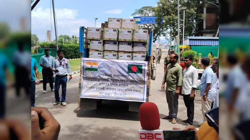 ত্রিপুরা থেকে প্রধানমন্ত্রীর জন্য ৭৮০ কেজি আনারস শুভেচ্ছা উপহার