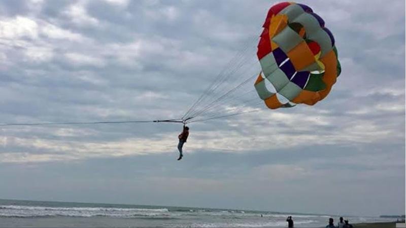 প্যারাসেলিং বন্ধে সরকারকে লিগ্যাল নোটিশ
