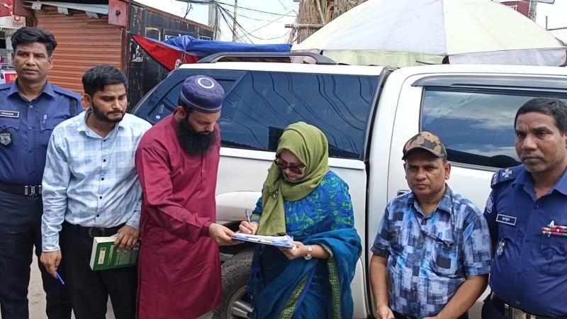 সোনারগাঁয়ে তিন খাদ্য প্রতিষ্ঠানে ভ্রাম্যমাণ আদালতের অভিযান, ৬ লাখ টাকা জরিমানা