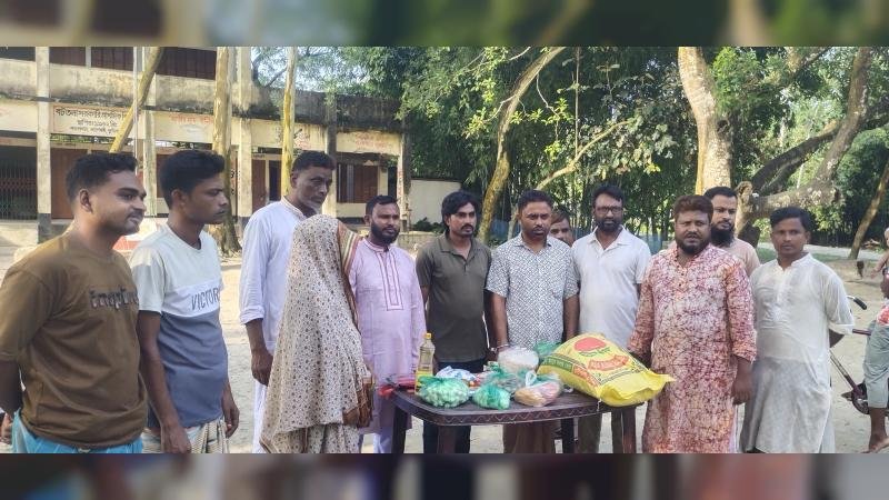 কুড়িগ্রামে অসহায়দের পাশে 'ফি সাবিলিল্লাহ ফেডারেশন', এক মাসের বাজার বিতরণ