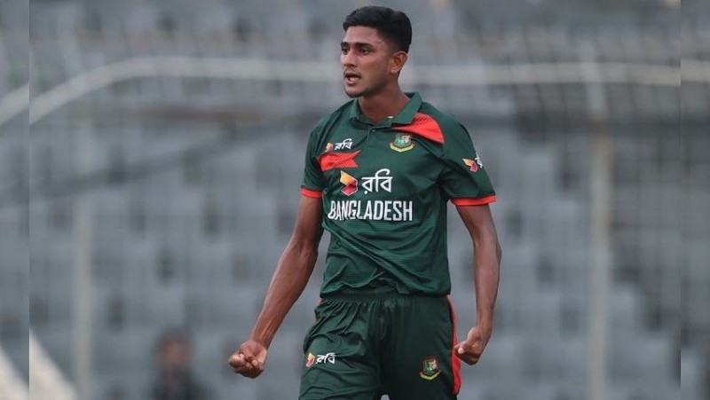 বিগ ব্যাশে নাহিদ রানাকে নিতে আগ্রহী তিন দল