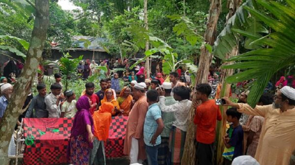 র‌্যাব হেফাজতে নারী আসামির মৃত্যু, ময়নাতদন্ত শেষে দাফন