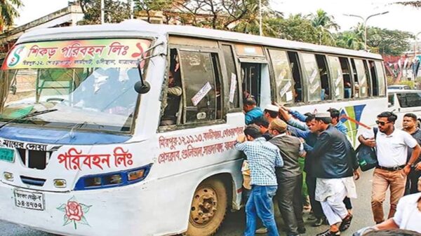 আজ থেকে রাজধানীতে চালু হচ্ছে বাসের ‘গেটলক সিস্টেম’