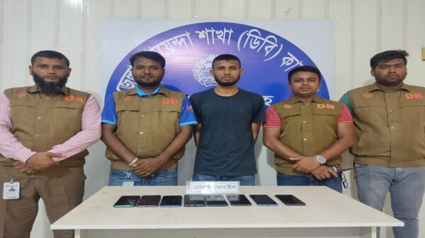 চাঞ্চল্যকর ওয়ালটন শো-রুমে চুরি মামলার রহস্য উদঘাটন , গ্রেফতার ১