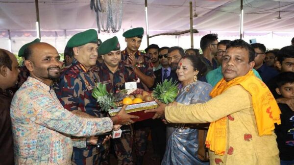 রাজধানীর দুর্গাপূজার নিরাপত্তা ব্যবস্থা পরিদর্শনে বিজিবি ডিজি